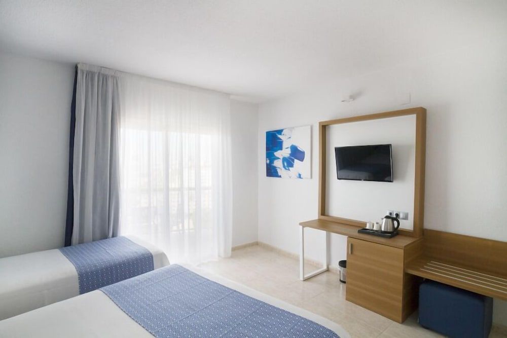 Triple Room, Partial Sea View (3 adults)