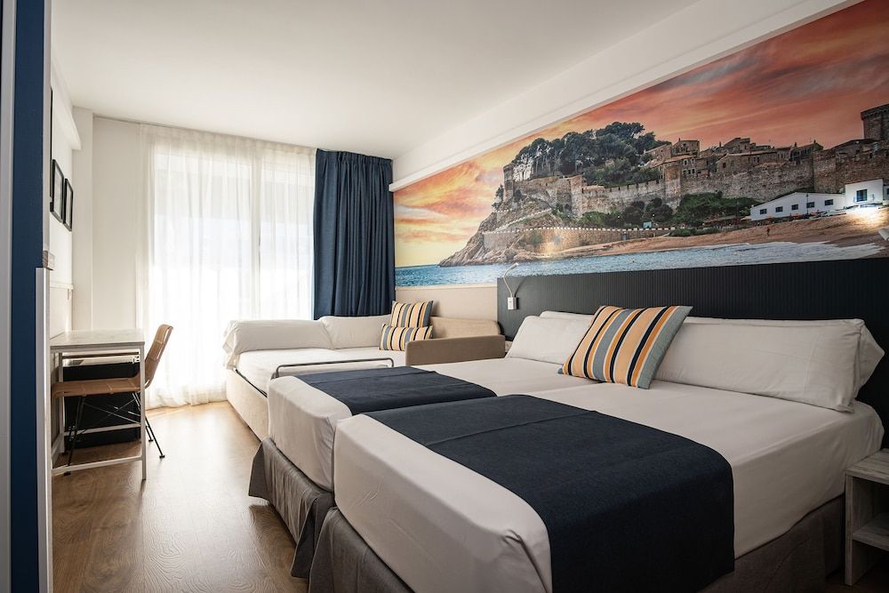 Superior Quadruple Room (4 Adults)