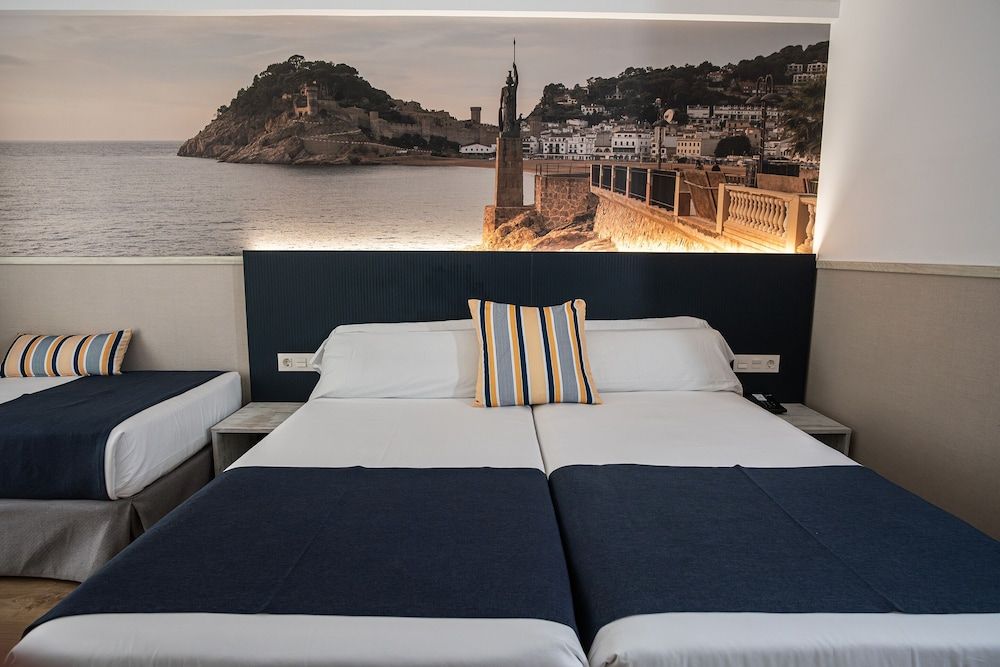 Superior Triple Room (3 Adults)