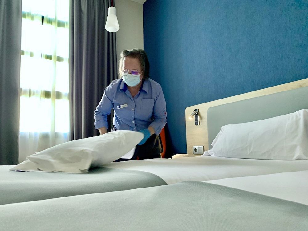 Holiday Inn Express Valencia Ciudad de las Ciencias by IHG Standard Room 5