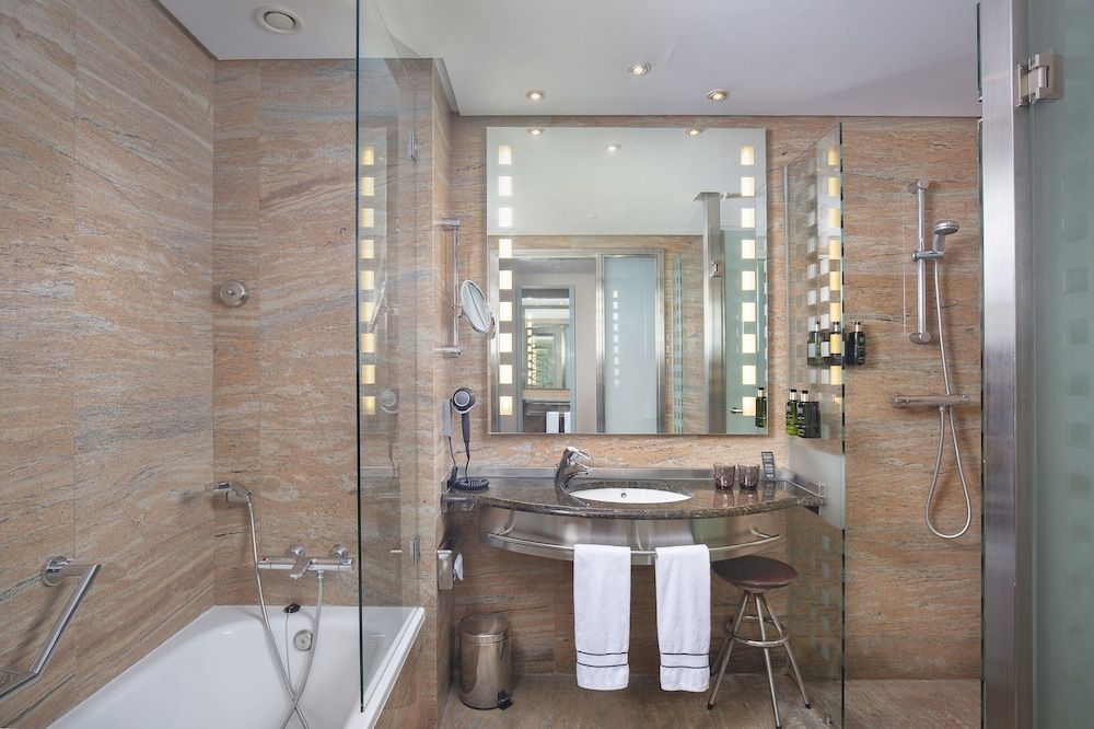 Melia Valencia Melia Room, Room, 2 Twin Beds 3