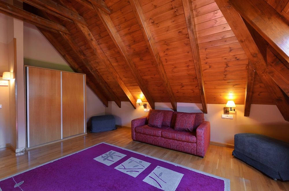 Hotel Acevi Val d'Aran Family Room 9
