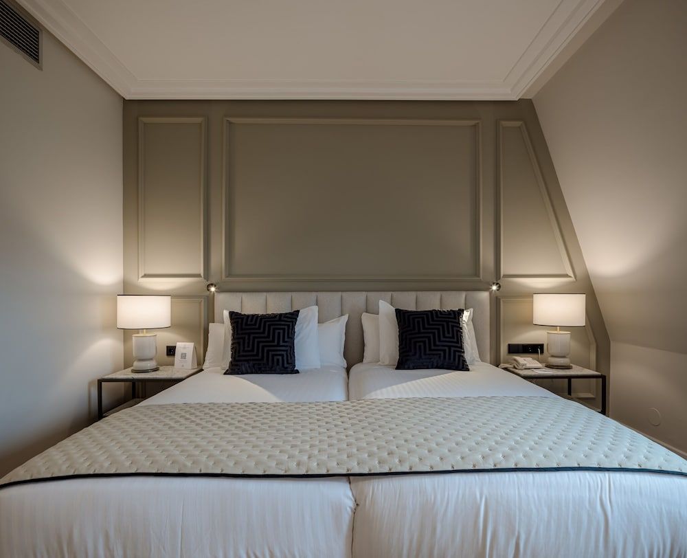 Deluxe Double Room Single Use