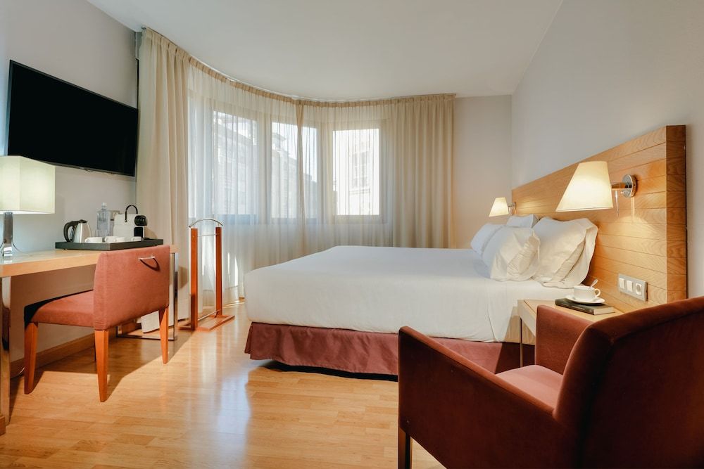 Hesperia Zaragoza Centro Standard Room 2