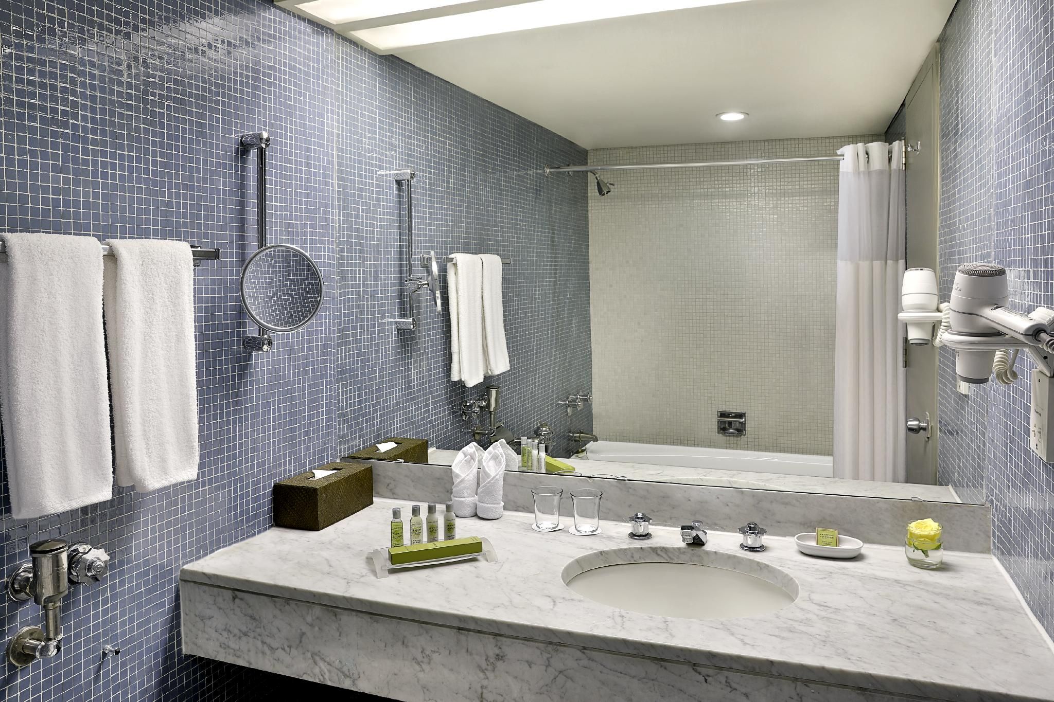 Hilton Addis Ababa King Guest Room 3