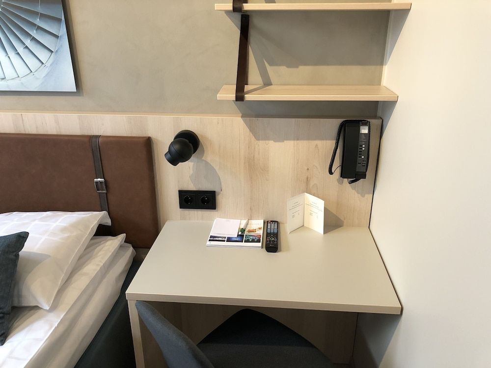 Pilot Airport Hotel Twin Room 15