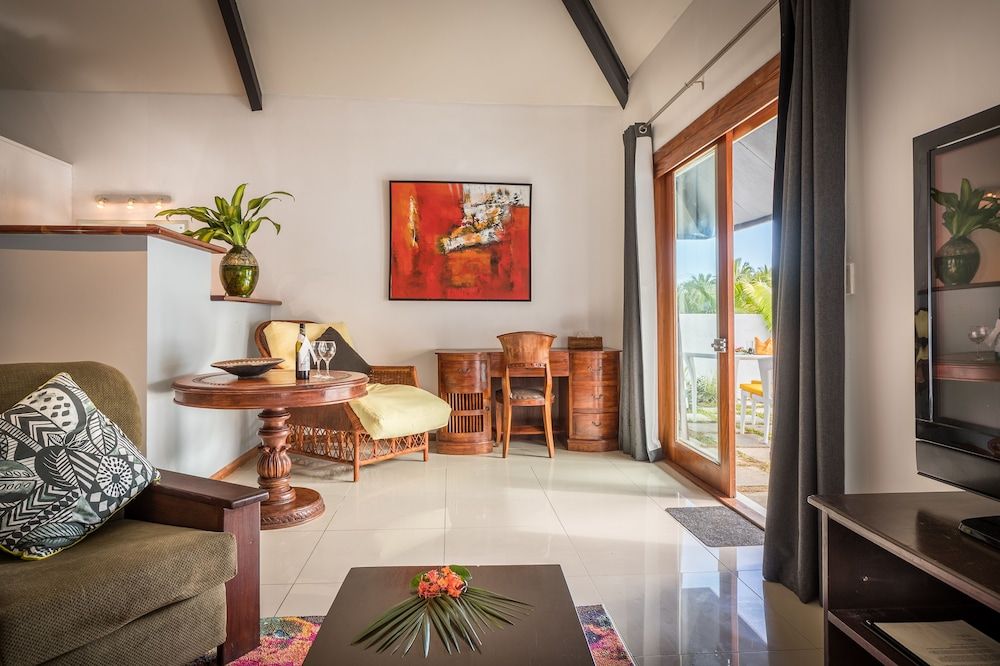 Wellesley Resort Elite Room, 1 King Bed, Private Pool 2