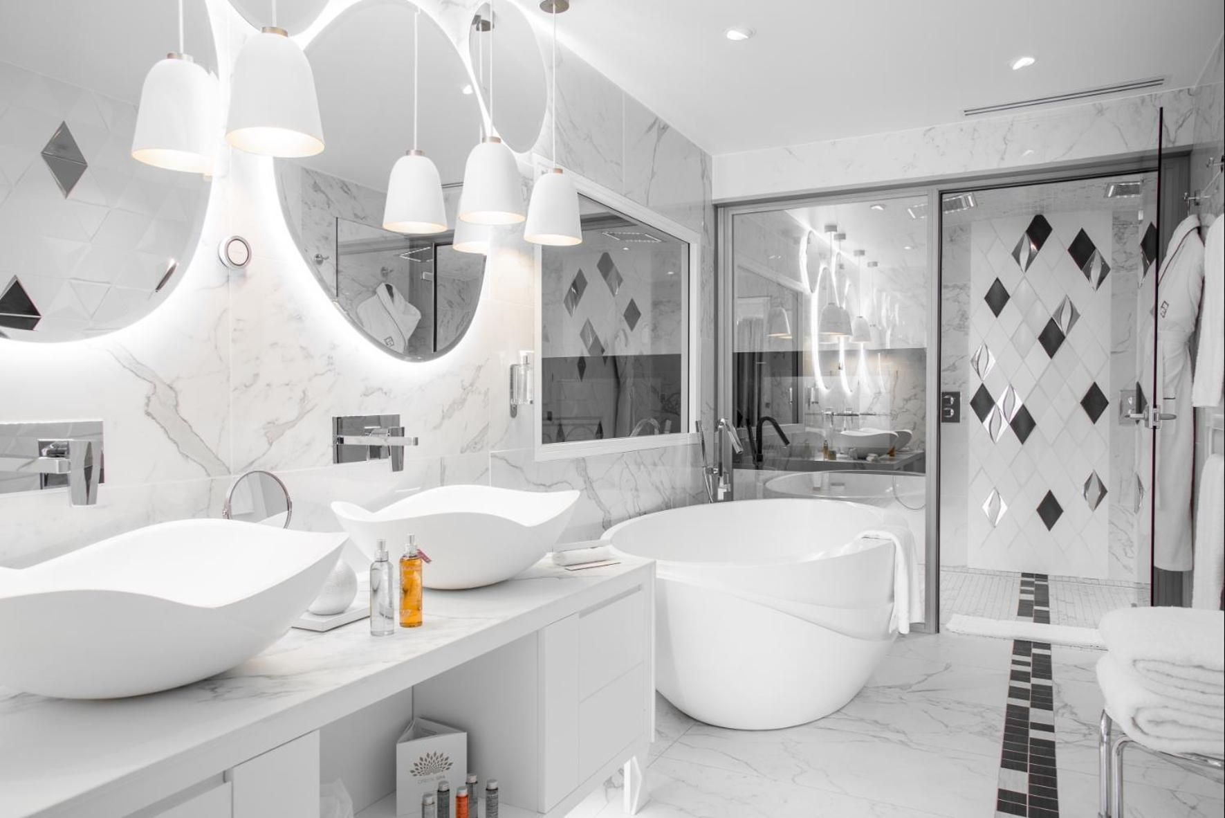 undefined L'Impérial Palace 5