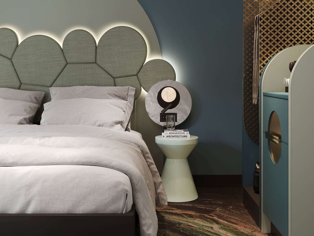 Mercure Annecy Centre Classic Twin Room, 1 Double Bed 8