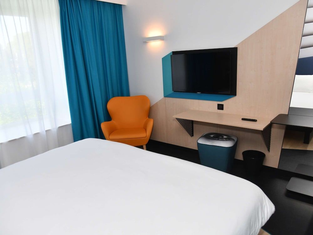 Comfort Family Room with 1 double bed and 1 sofa