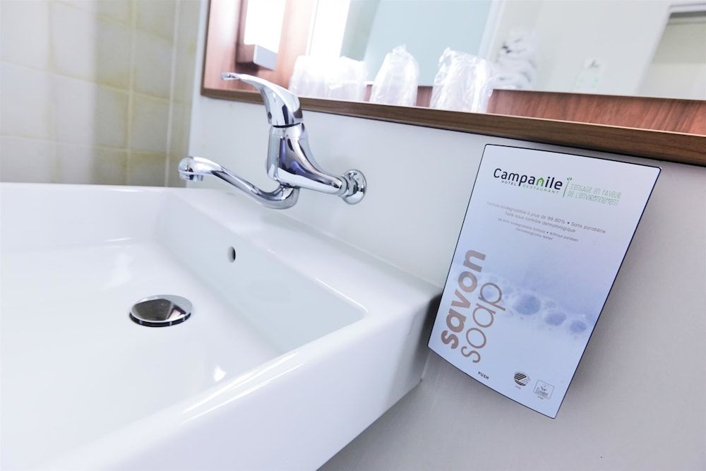 Campanile Paris Est - Porte de Bagnolet Standard Room, 2 Twin Beds 2