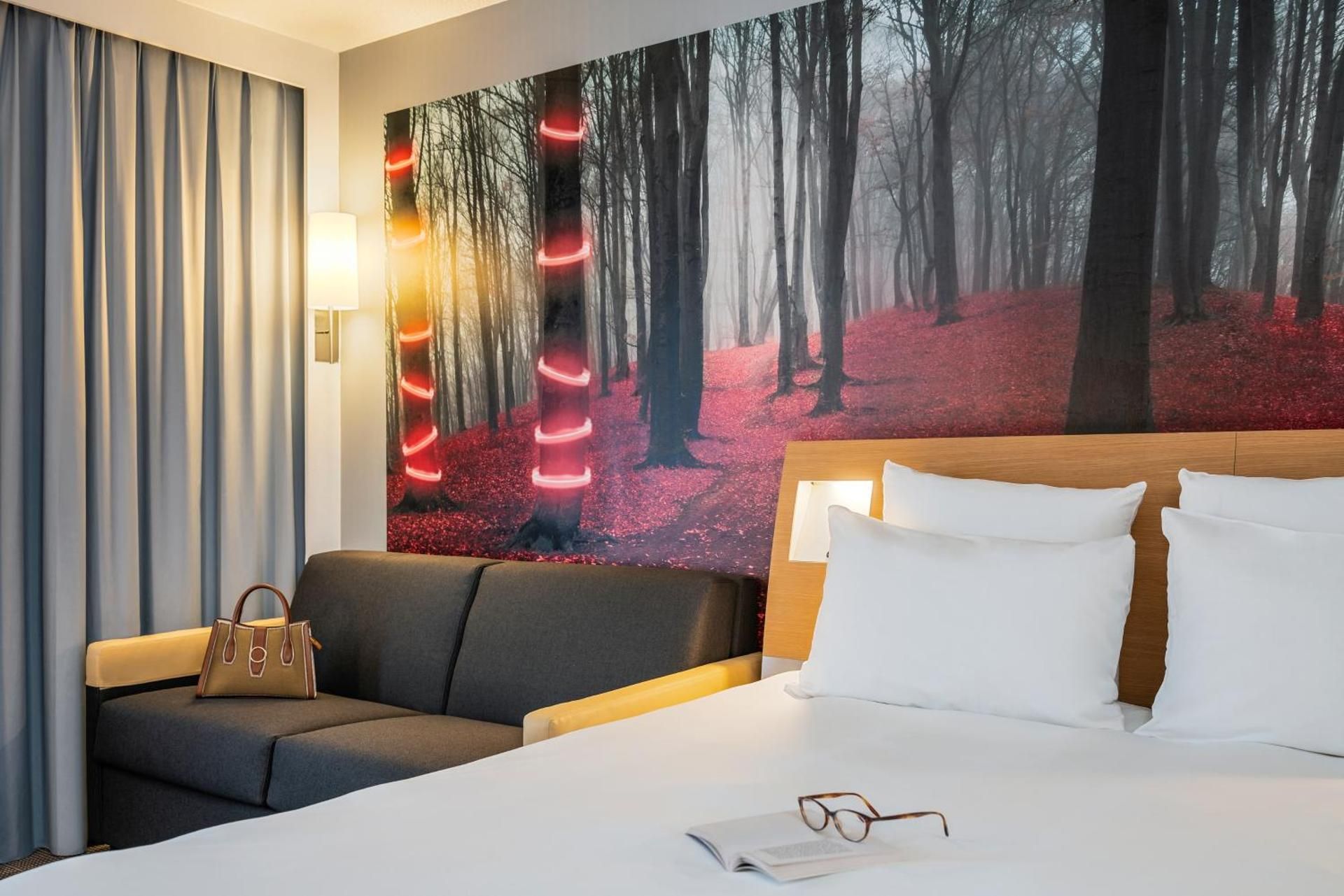 Executive Room with 1 Double Bed and Sofa