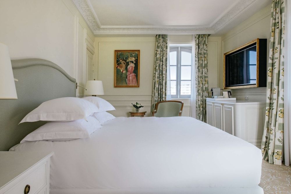 Deluxe Room, 1 King Bed