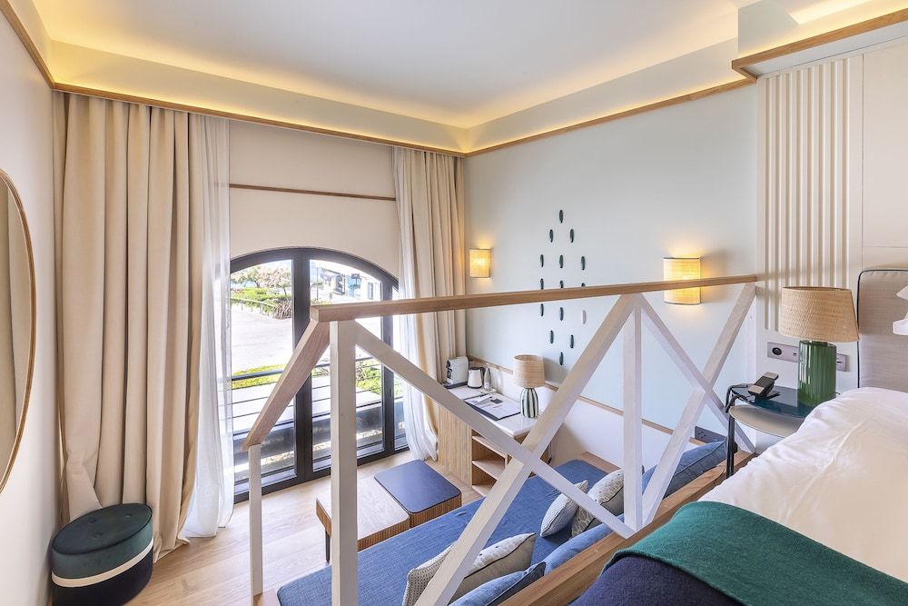 Hotel Le Café de Paris Duplex 4