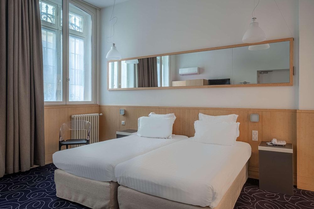 undefined Grand Hotel Francais - ex. Best Western 2
