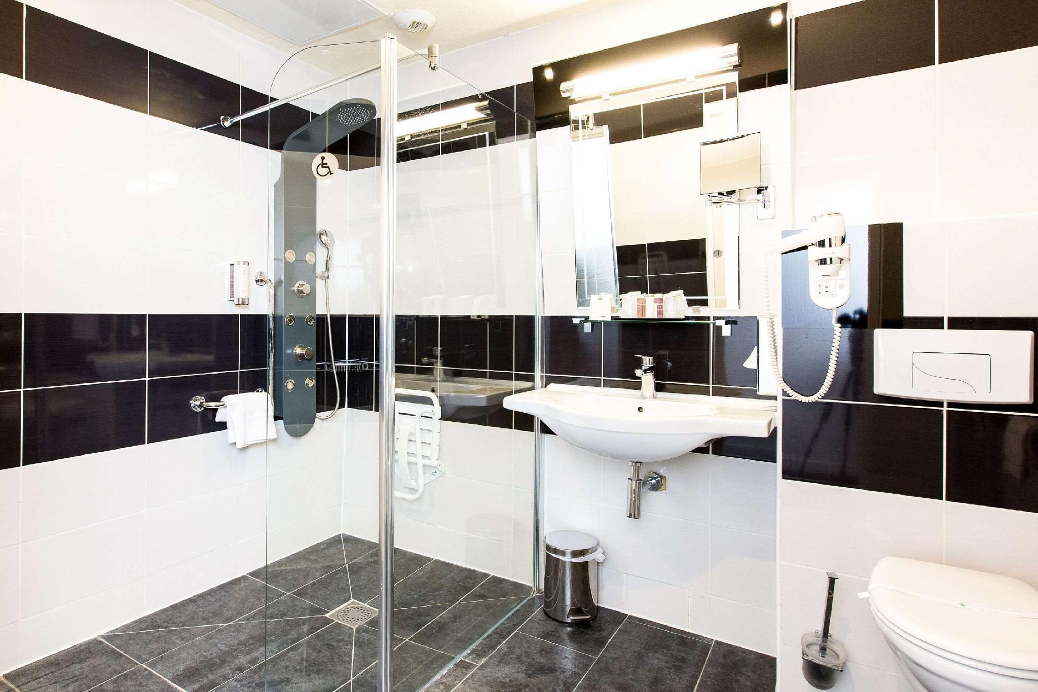 1 Double Bed, Nonsmoking, Accessible