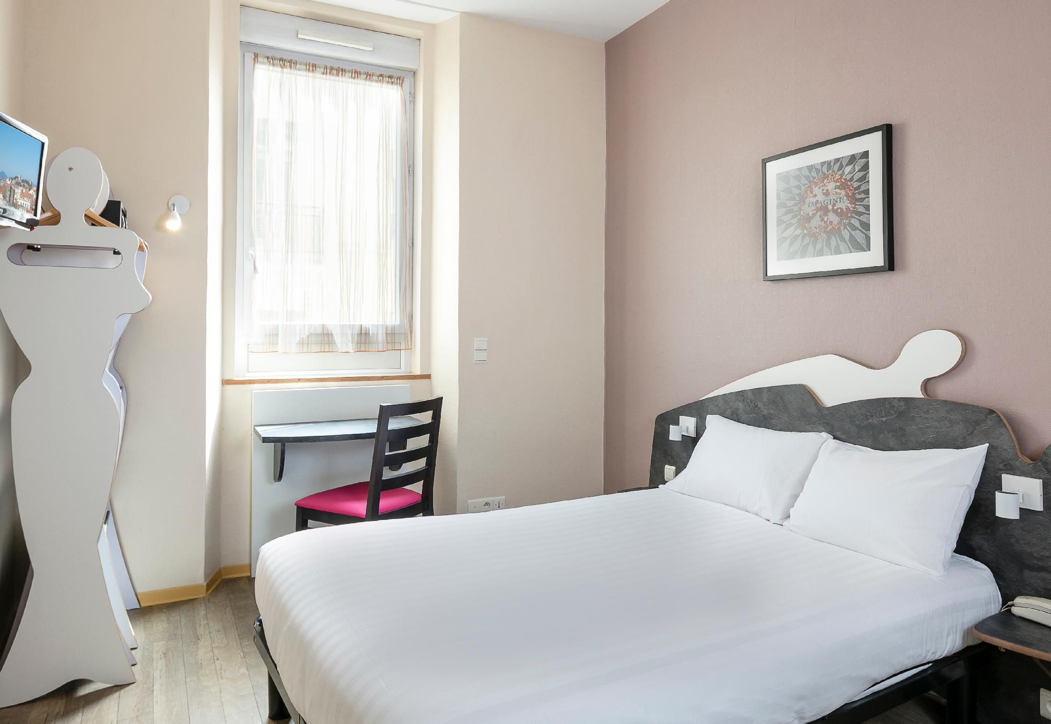 undefined L'Esterel 10