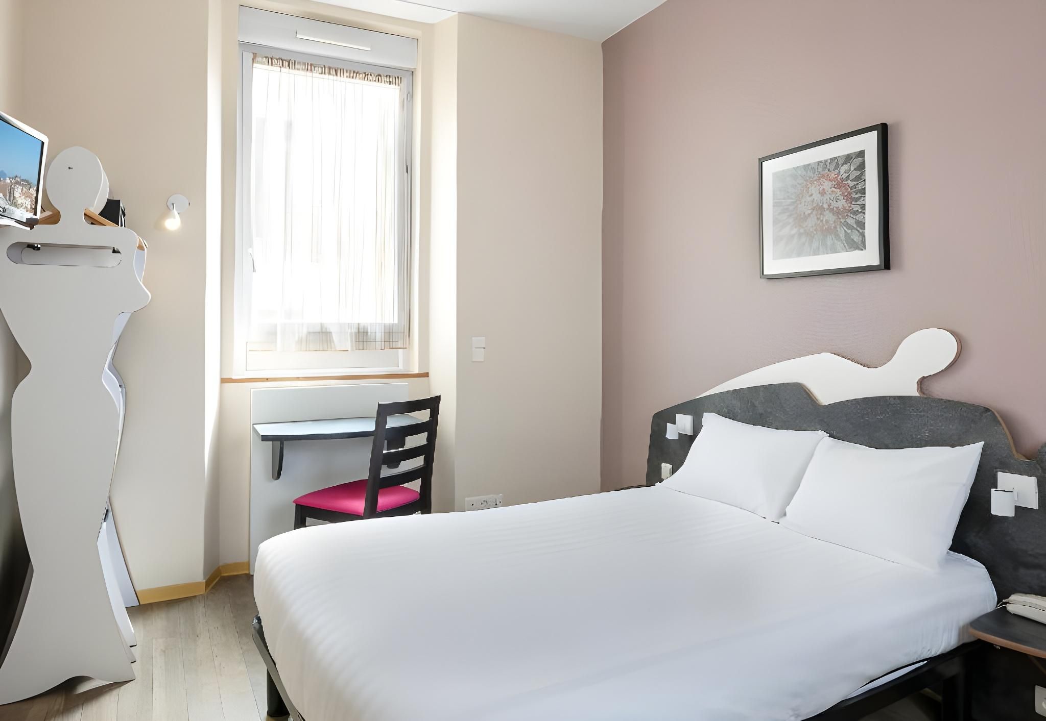 undefined L'Esterel 7