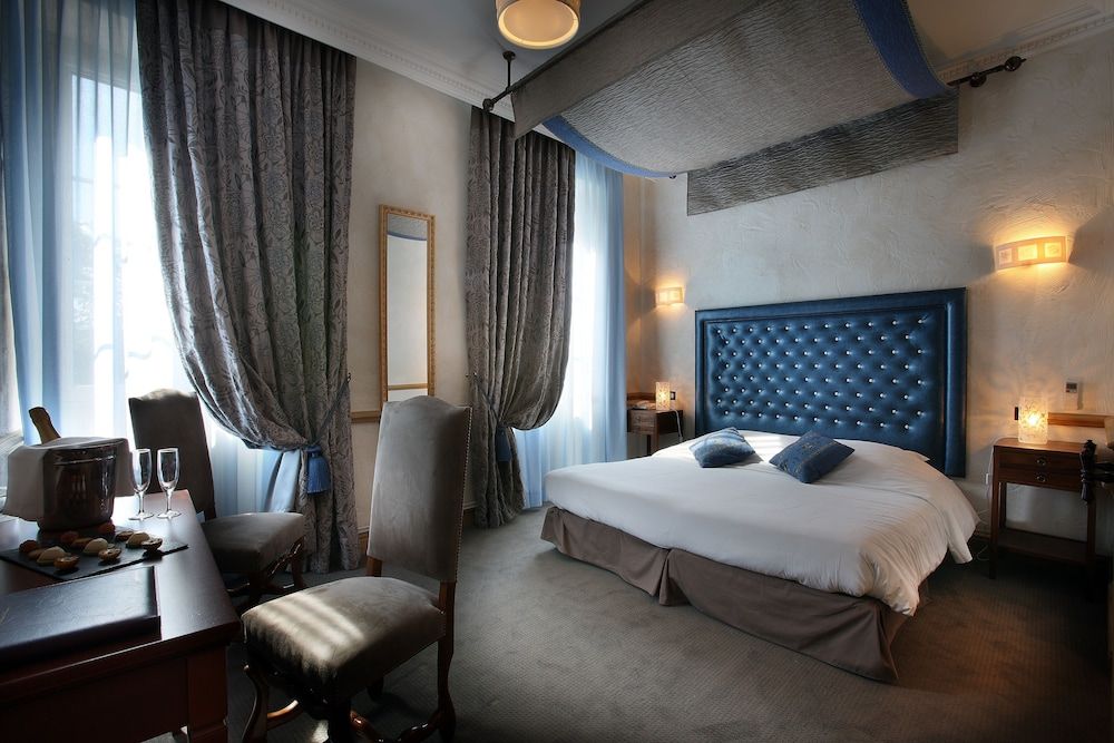 Traditional Room
