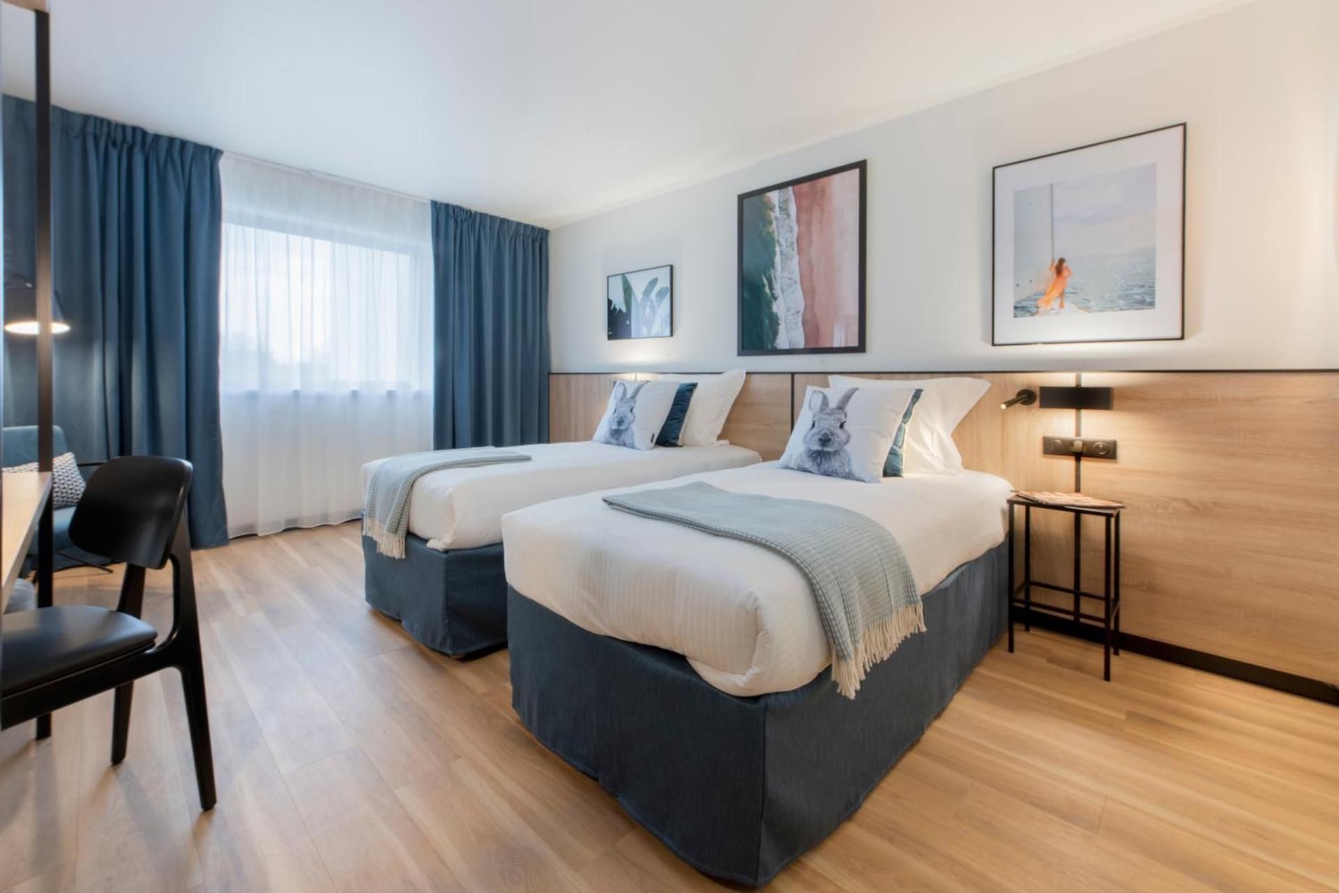 Studio 2 Single Beds