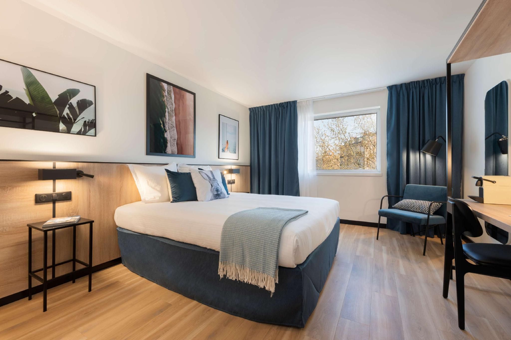 Apartment - 1 Queen Bed 1 Sofa Bed 45SQM Free WiFi Kitchenette Bathtub Shower