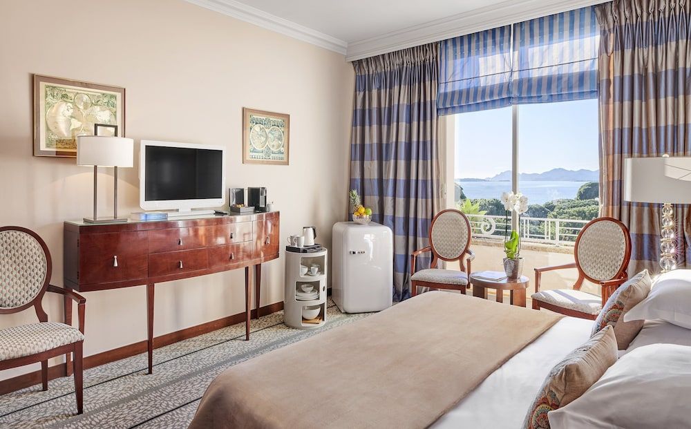 undefined Hotel Juana 4