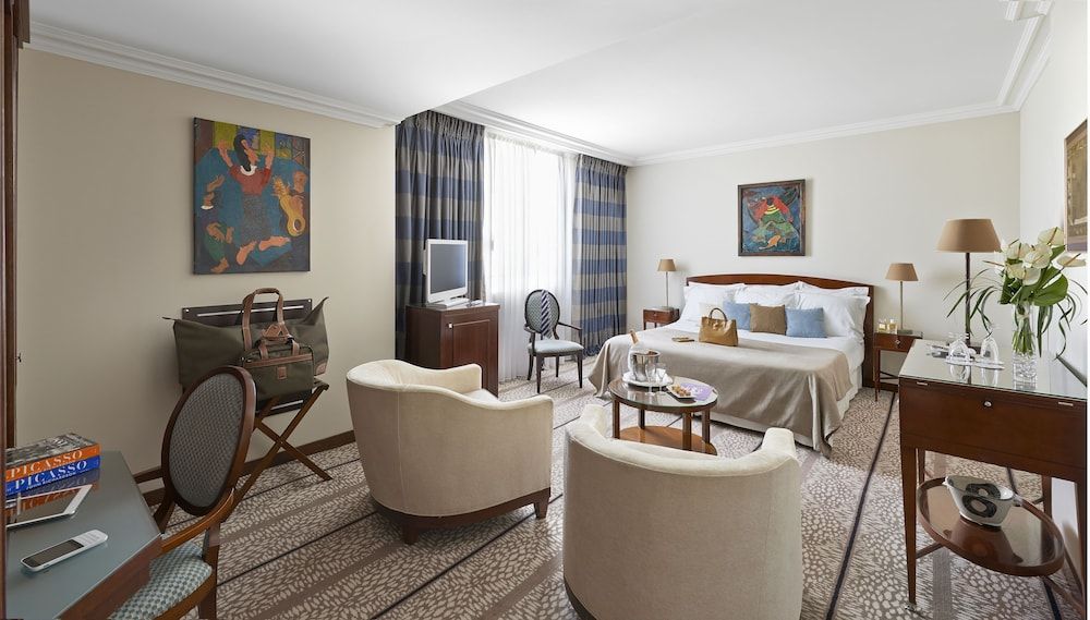 Hotel Juana Classic Room