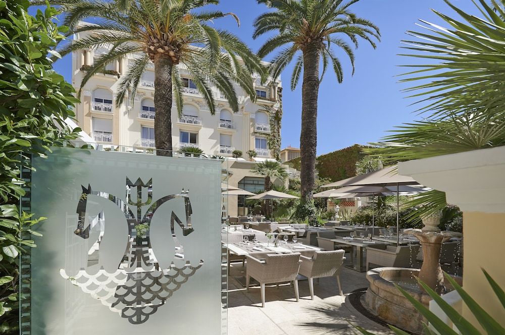 undefined Hotel Juana 7