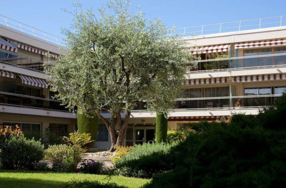 undefined The Originals Boutique, Hôtel Les Strélitzias, Antibes Juan-Les-Pins 6