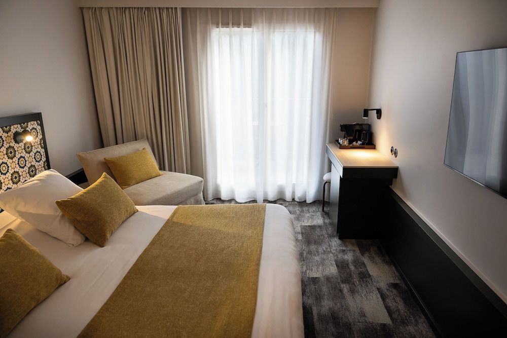 Hotel Saint Nicolas Premium Double Room, 1 Queen Bed, Balcony 3