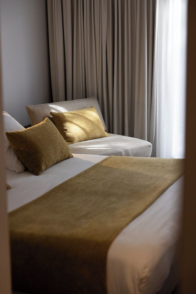 Hotel Saint Nicolas Premium Double Room, 1 Queen Bed, Balcony 2