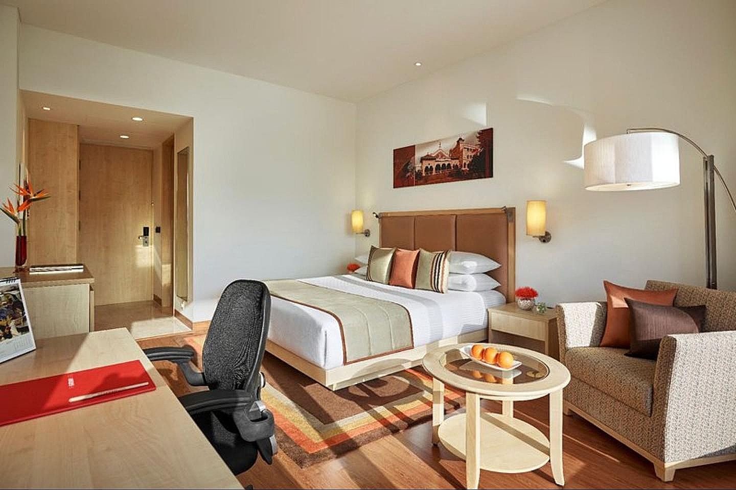 Vivanta Pune Hinjawadi Deluxe Room City View King Bed