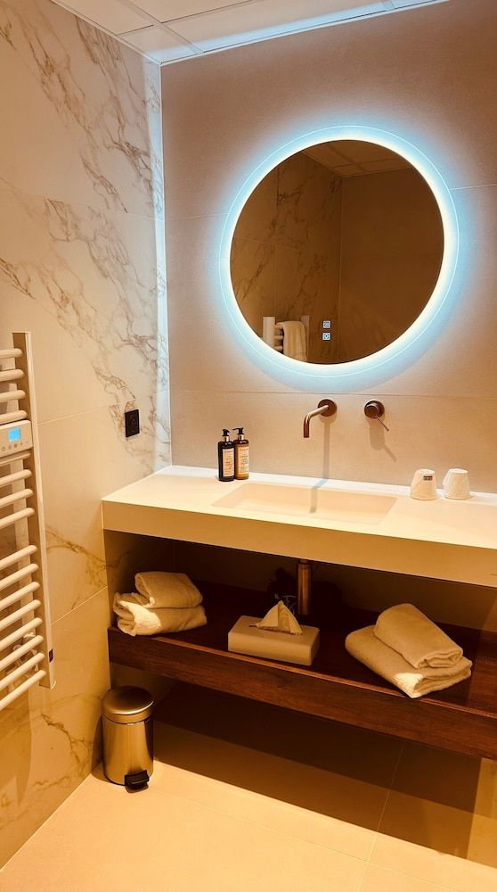 Hotel Restaurant SPA la Madrague Superior Room 5