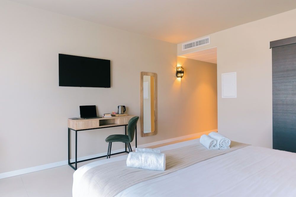 Hotel Restaurant SPA la Madrague Superior Room 2