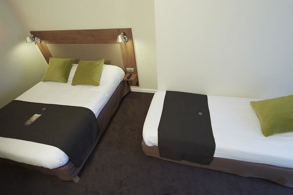 Standard Room, Multiple Beds