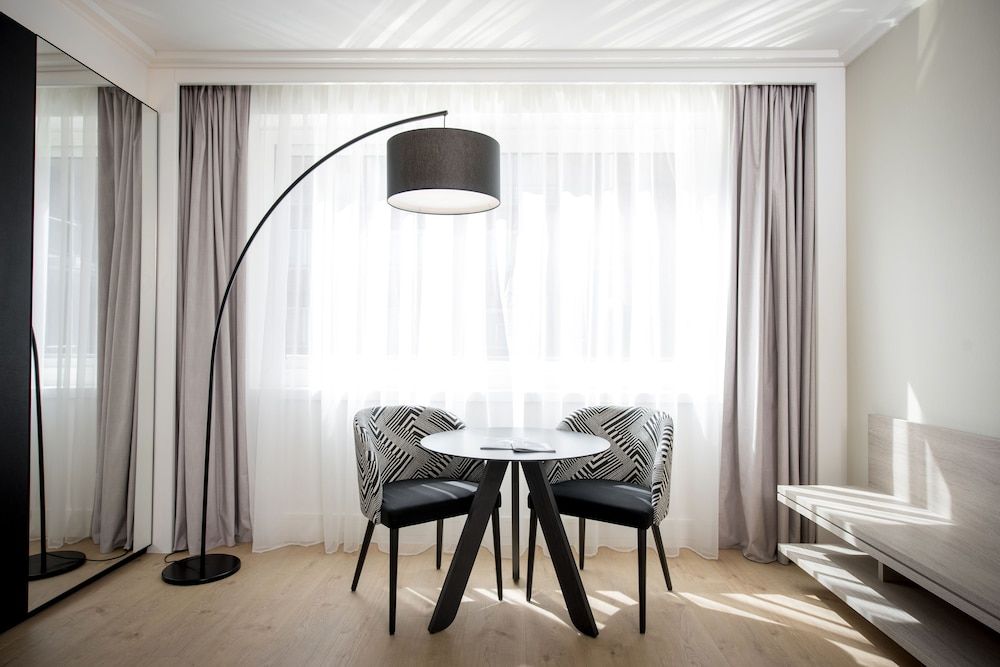 Marriott Lyon Cité Internationale Standard Room 2