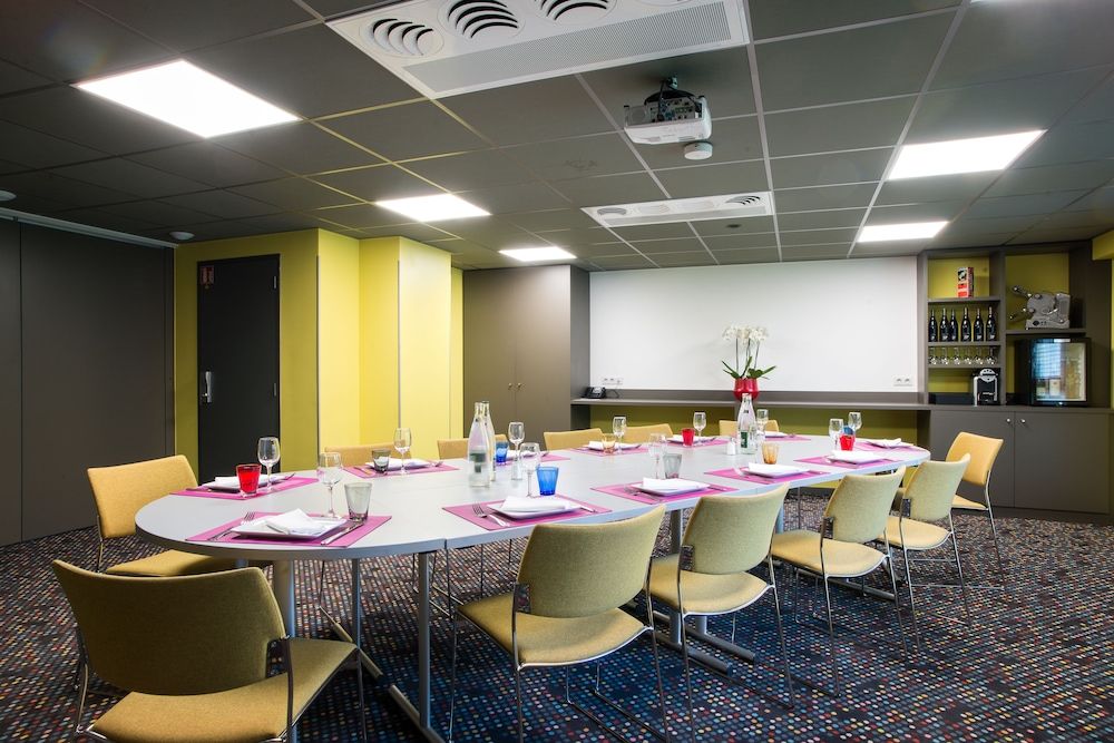 undefined ibis Styles Lyon Confluence 9