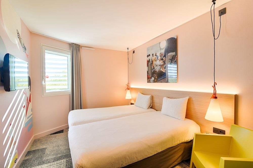 undefined ibis Styles Lyon Confluence 3