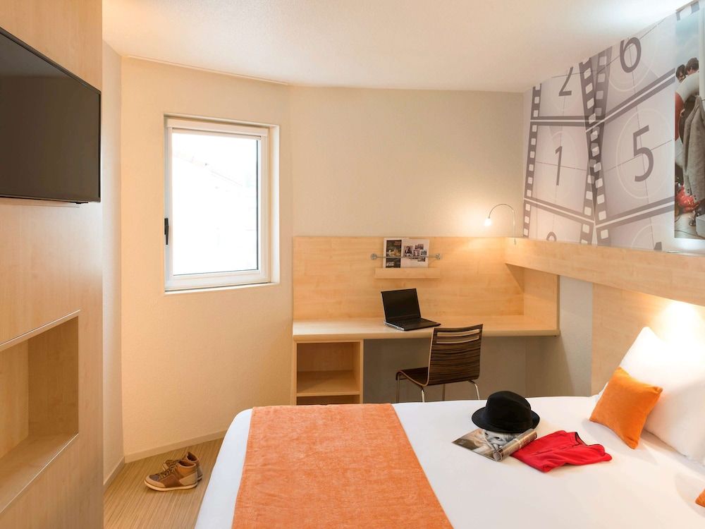 ibis Styles Lyon Confluence Standard Room, 1 Double Bed 5