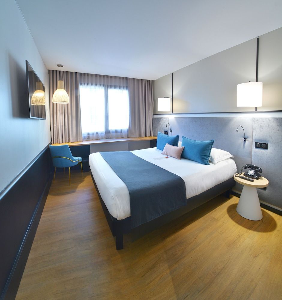 undefined Hôtel Le Roosevelt 3