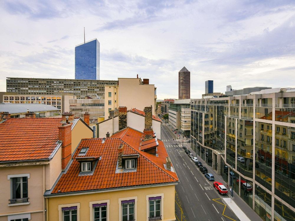 Mercure Lyon Centre Saxe Lafayette Standard Room, 1 Double Bed 4