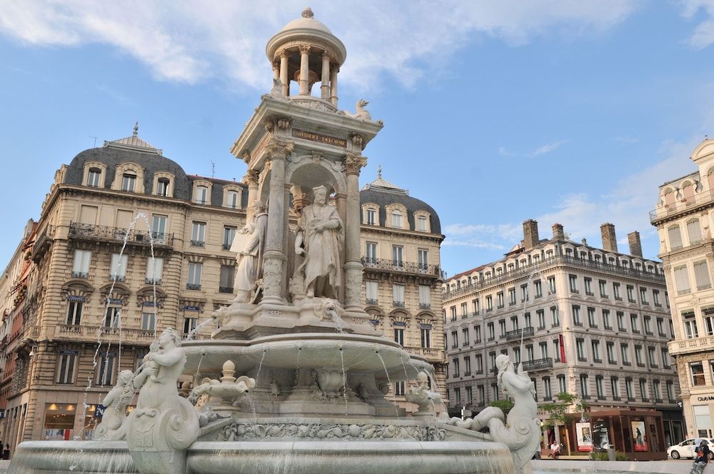 undefined Mercure Lyon Centre Beaux Arts 2