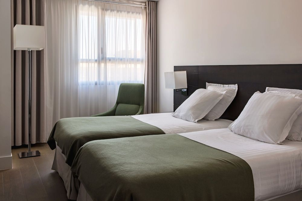 New Hotel of Marseille Standard Double or Twin Room 5