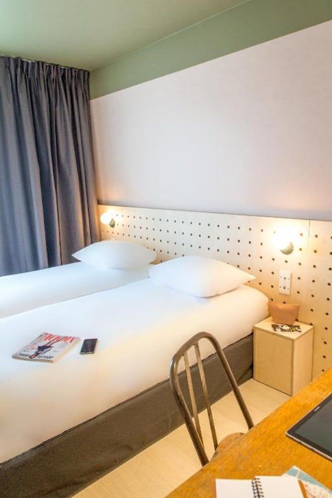 Greet Hotel Marseille Centre St Charles Room, 2 Twin Beds 3
