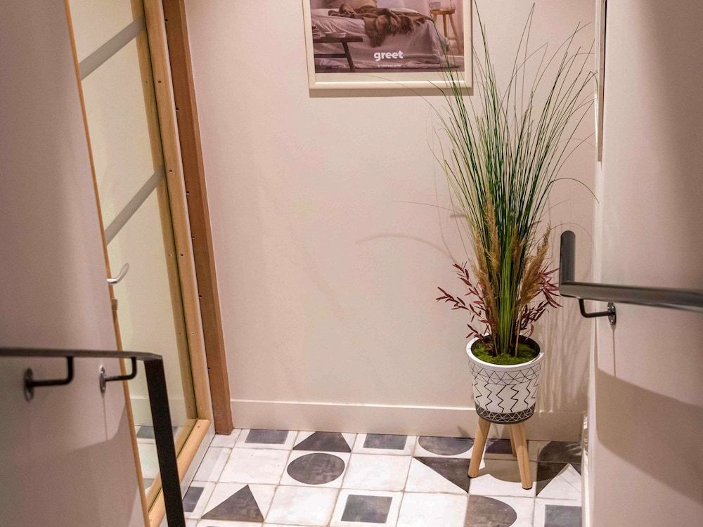 Greet Hotel Marseille Centre St Charles Room, 2 Twin Beds 7