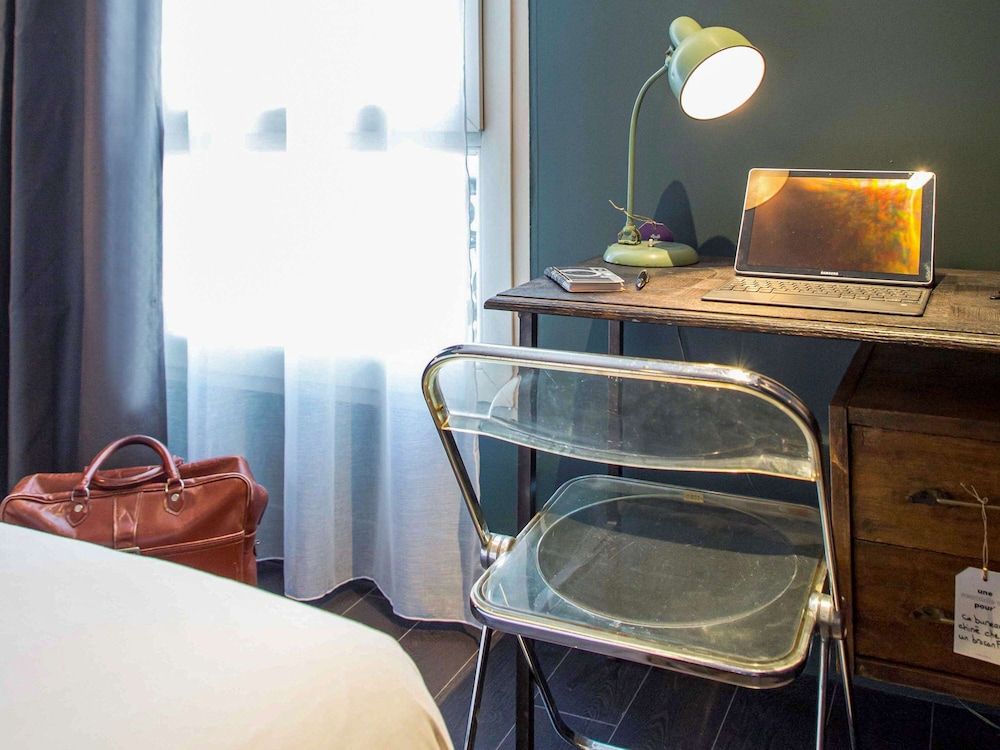 Greet Hotel Marseille Centre St Charles Room, 2 Twin Beds 9