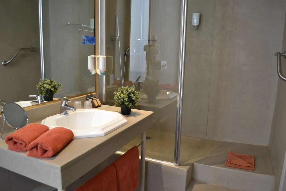 undefined Hotel Saint Ferreol 8