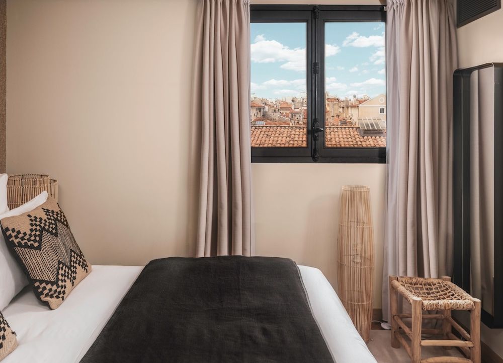 Maisons du Monde Hôtel & Suites - Marseille Vieux Port Comfort Room 10