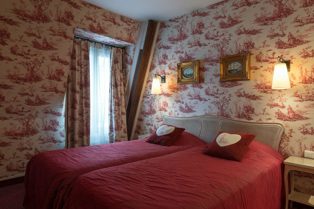 Classic Twin Room
