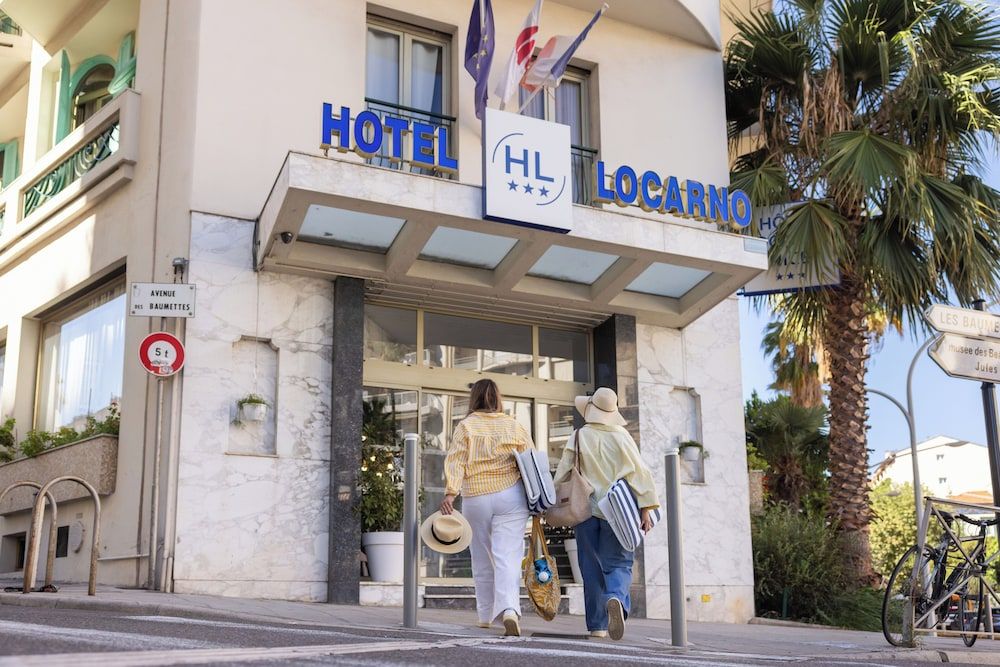 undefined Hôtel Locarno Nice 4
